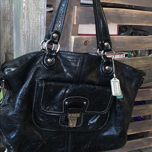 Coach Leather Purse! Great condition.